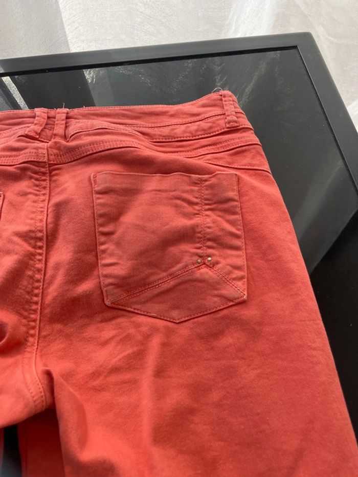 Joli pantalon rouge en taille 40 - photo numéro 9