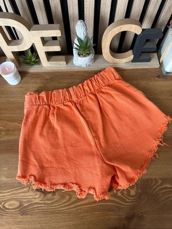 Short orange 8/10 ans - photo numéro 2