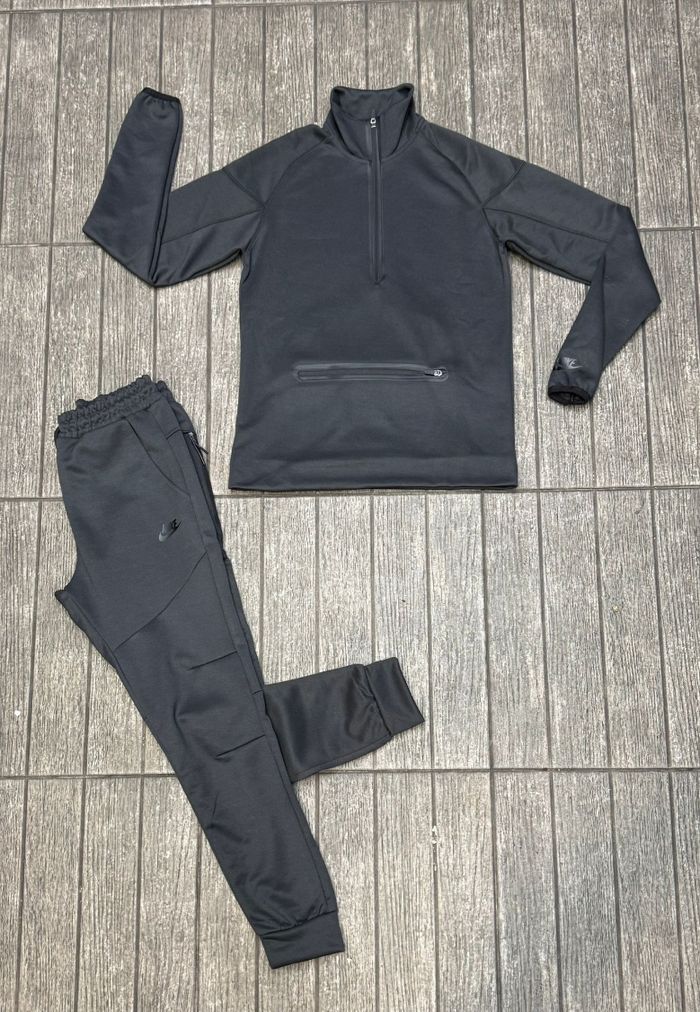 Nike tech - photo numéro 7