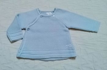 Brioche brassière gilet bleu clair 1 mois