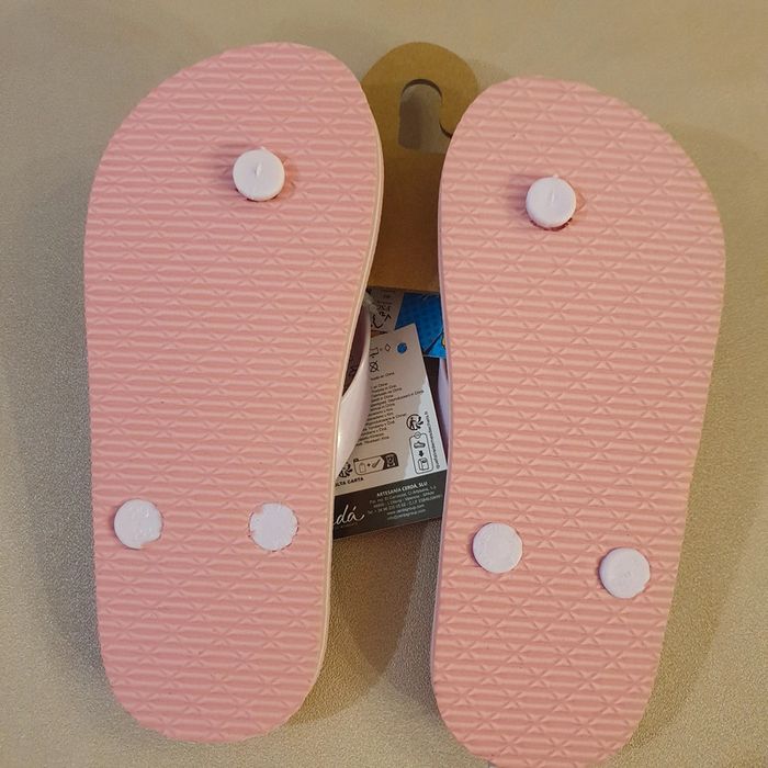 Tongs fille rose Mickey Mouse taille 28/29 - photo numéro 3