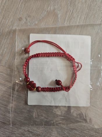 Neuf bracelet réglable bordeaux femme