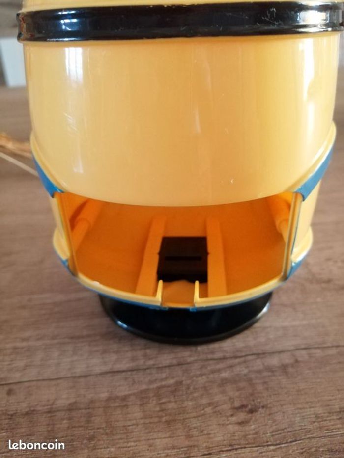 tirelire " Les minions" - photo numéro 7