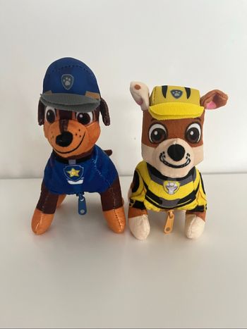 Lot peluches paw patrol
