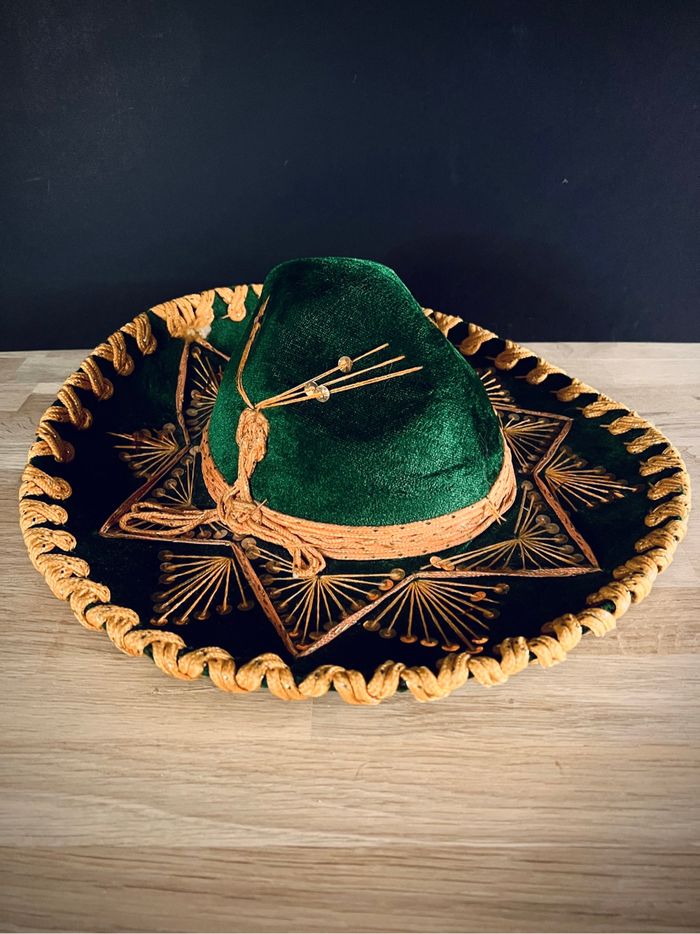 Vintage Sombrero Mexicain - Chapeau en velours Vert et Or Pigalle XXXXX - photo numéro 3