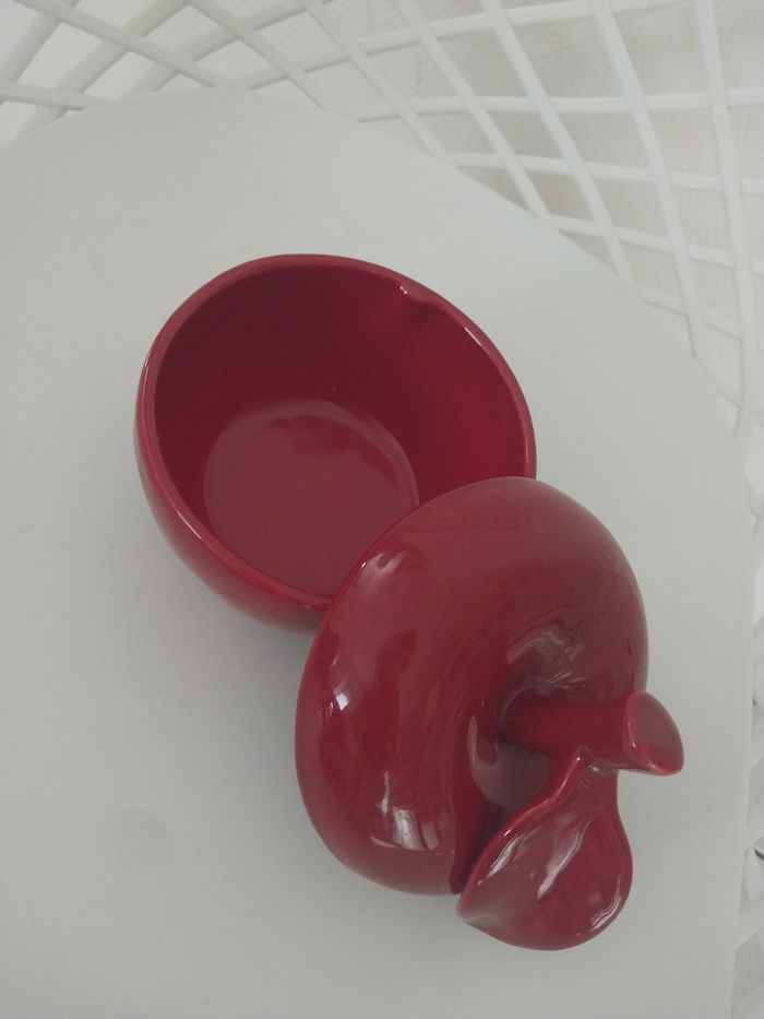 Boîte pomme en céramique rouge – déco cuisine / sucrier - photo numéro 3