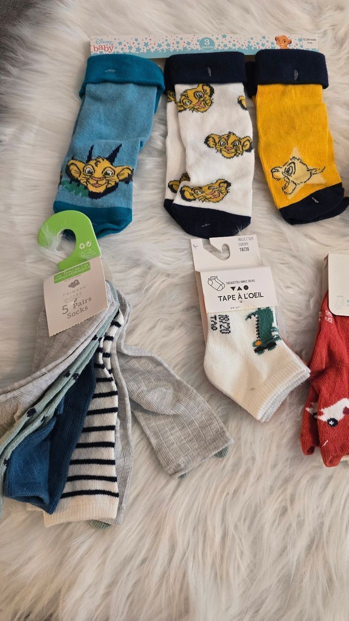 Neufs (non portés) 🏷🤩💙💙lot chaussettes et socquettes 15/18,18/20, 19/22, garçon 💙💙😍 - photo numéro 2