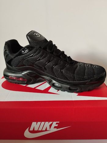 Tn air max plus neuf taille 42