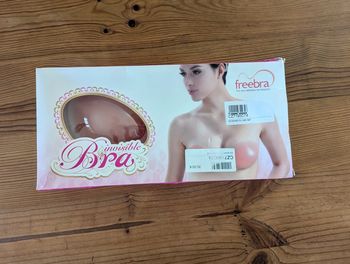 Soutien gorge adhésif silicone