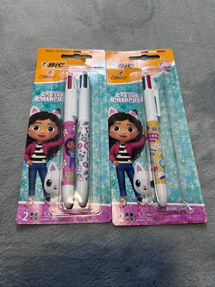 stylos BIC 4 couleurs  Gabby’s Dollhouse
