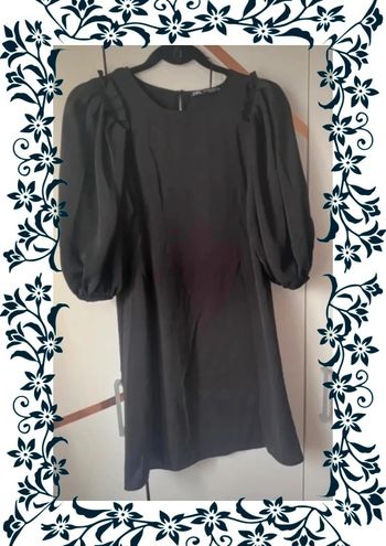 Robe XS Zara très bon état