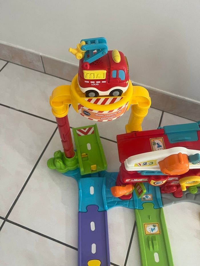 Tut Tut Bolides Caserne - photo numéro 6