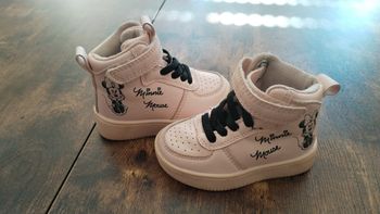 Baskets bébé Minnie Mouse