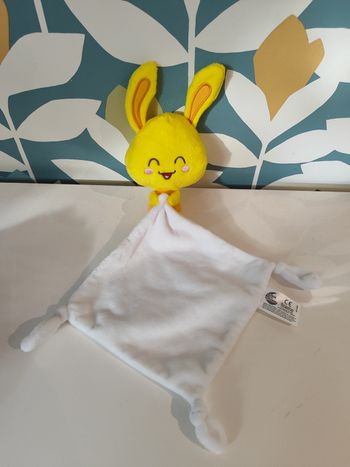 Doudou lapin  titounis