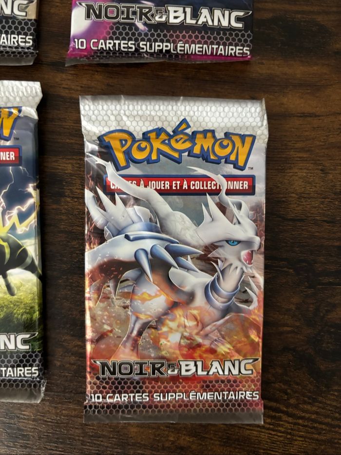 Lot de 3 booster Pokémon noir et blanc de base neuf et scellés - photo numéro 2