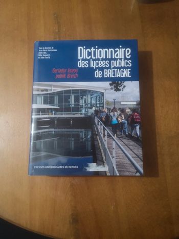 Dictionnaire Des Lycées Publics De Bretagne