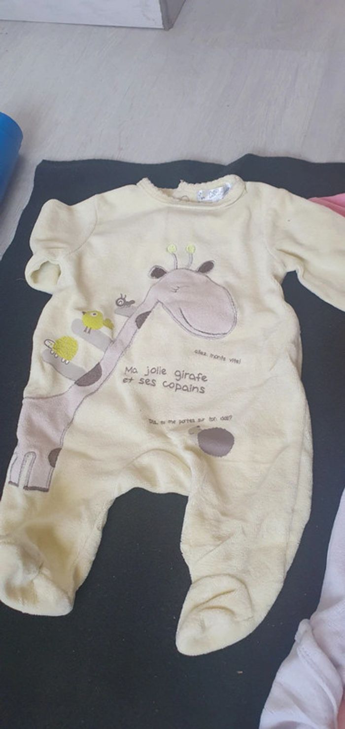 Lot 5 pyjamas 1mois - photo numéro 4