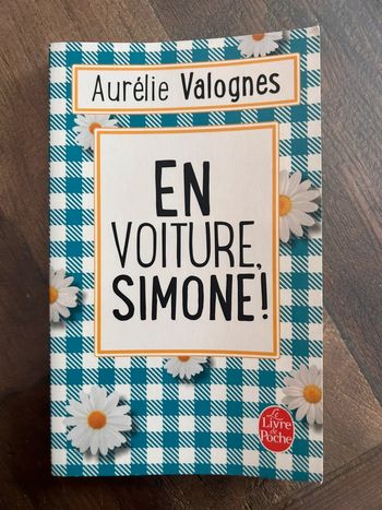 Livre - en voiture Simone - aurelie valogne