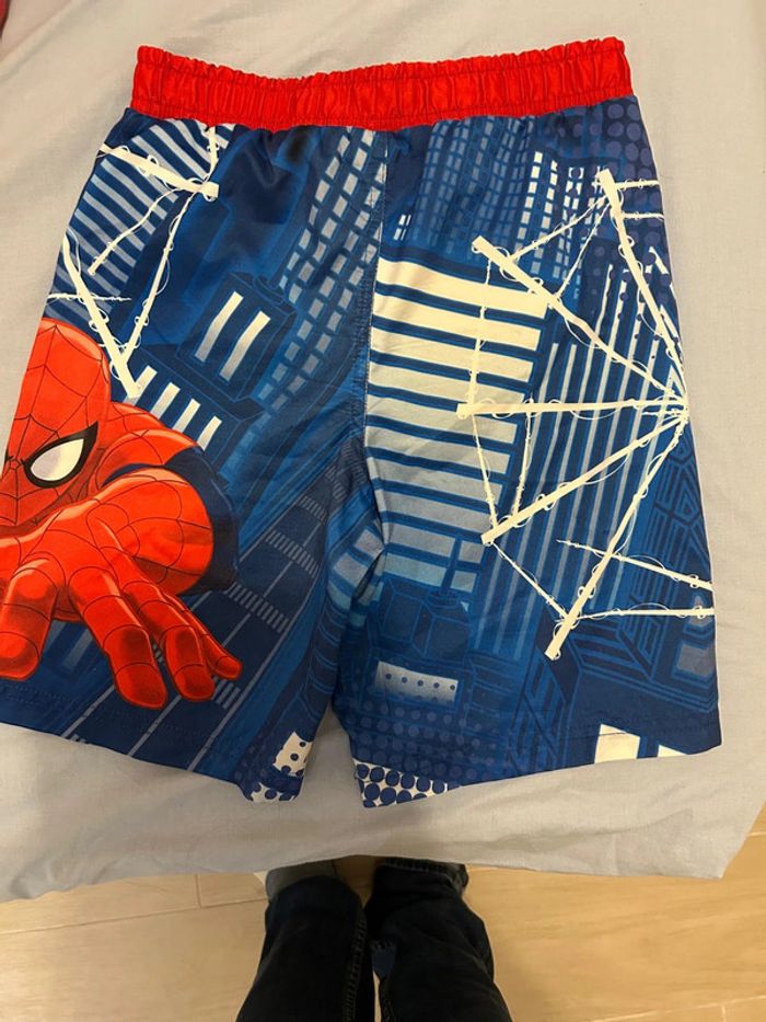 Short / maillot de Bain Spider-Man 8 ans - photo numéro 3