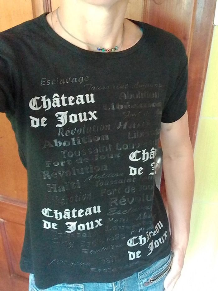 T-shirt femme noir Château de Joux - photo numéro 2