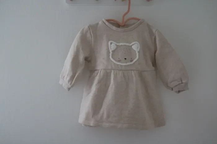 Robe automne/hiver Kiabi 6 mois - photo numéro 2