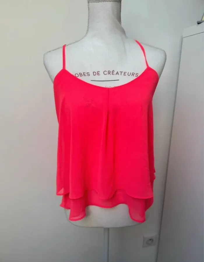Débardeur rose fluo Bershka taille S ou 36