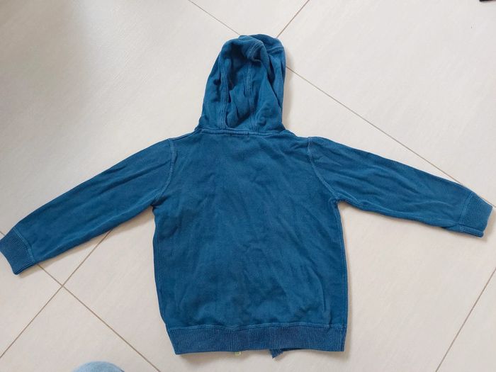 Gilet bleu zippé - photo numéro 2