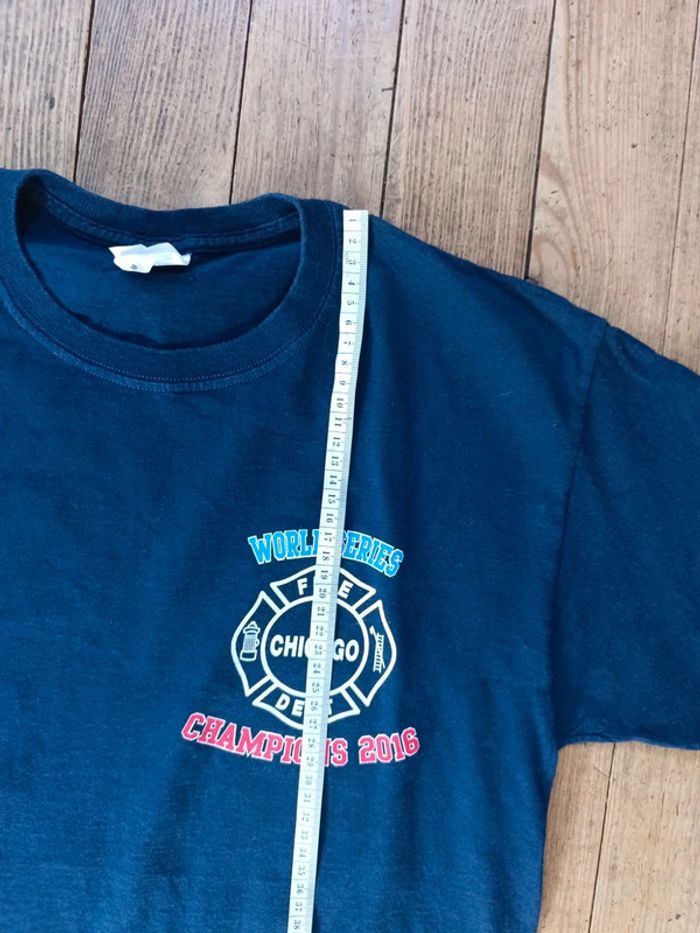 T-shirt USA Fire dept chicago 2016 Vintage M - photo numéro 7