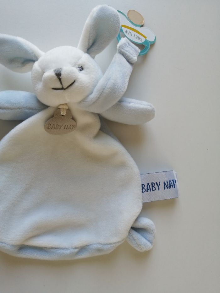 peluche lapin doudou attache tétine - photo numéro 3