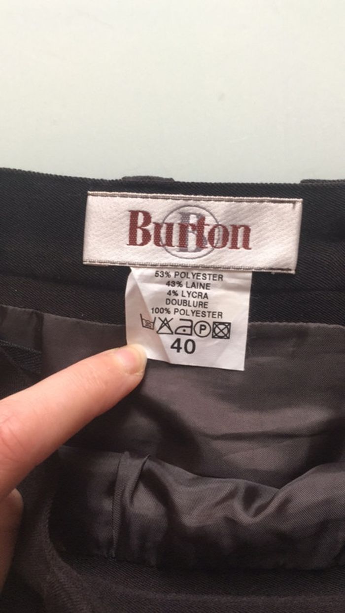 Jupe noire - photo numéro 4