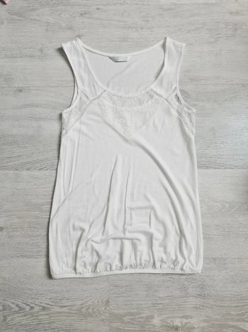 Top débardeur Promod blanc avec dentelle sur le décolleté