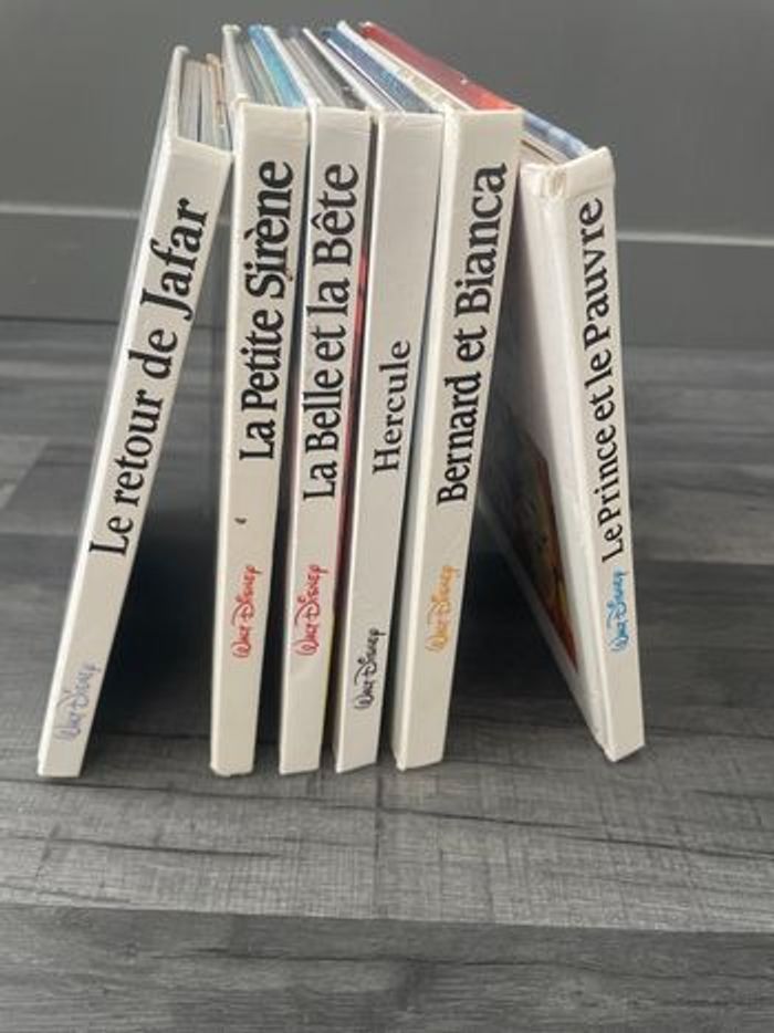Lot.  de  6 livres Walt Disney - photo numéro 4
