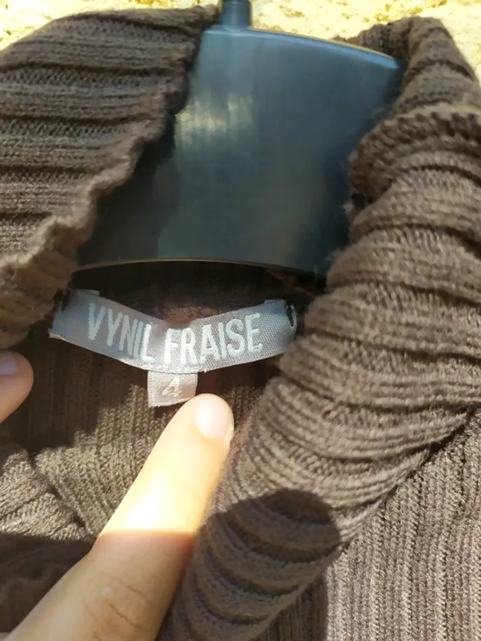 Pull col rouler marron - photo numéro 2