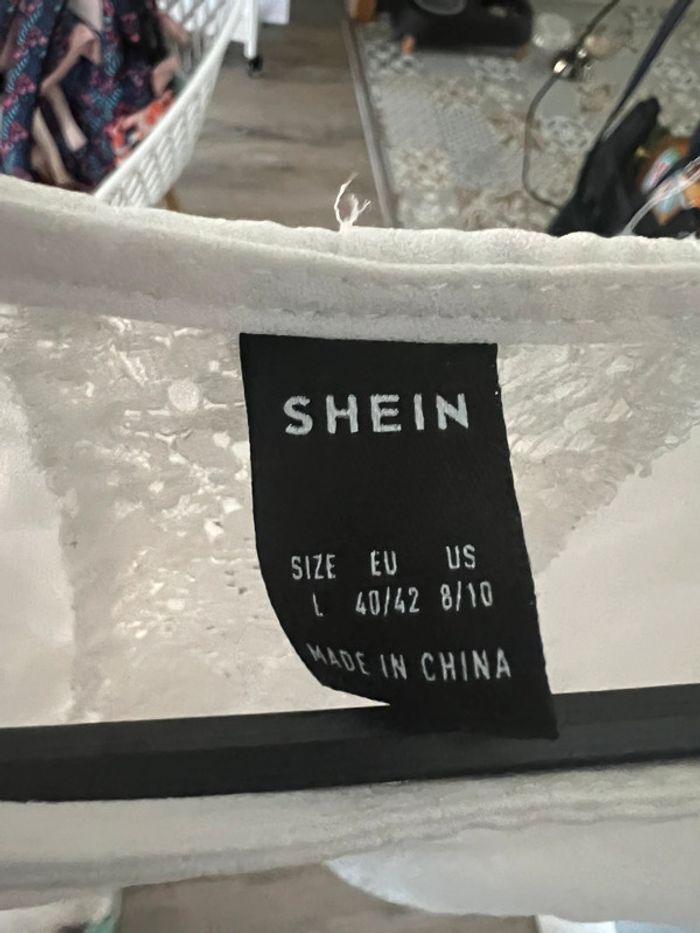 Magnifique Haut blanc dentelle shein 40 42 - photo numéro 4