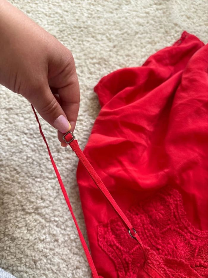 Débardeur rouge dentelle soie taille M - photo numéro 4