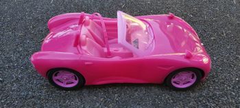 Voiture pour barbie