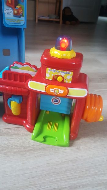 Tut tut bolide au feu les pompiers
