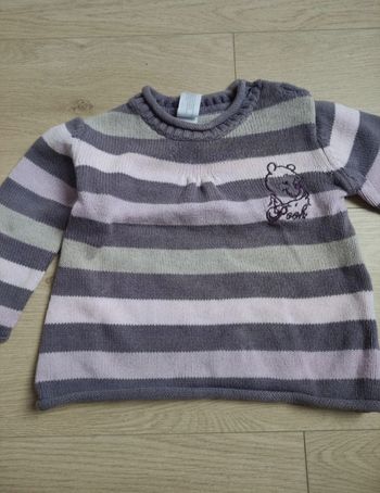 Pull Disney taille 12 mois