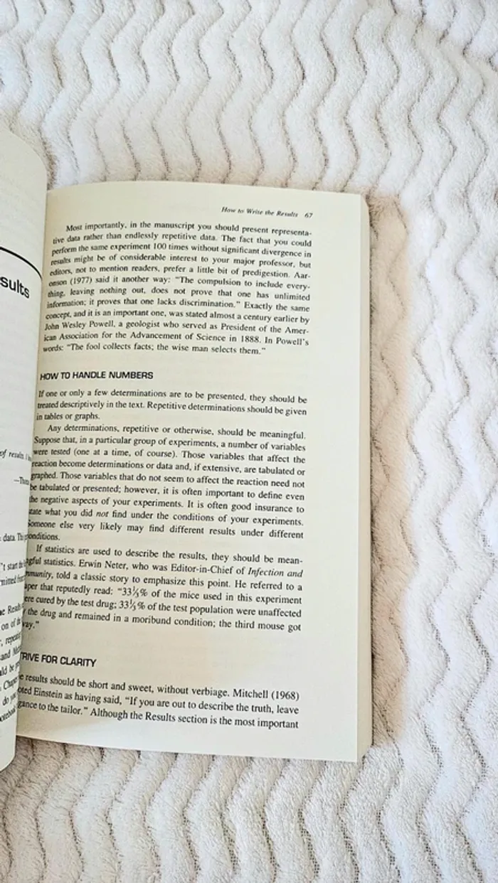 Book livre How to write and publish a scientific paper - photo numéro 3