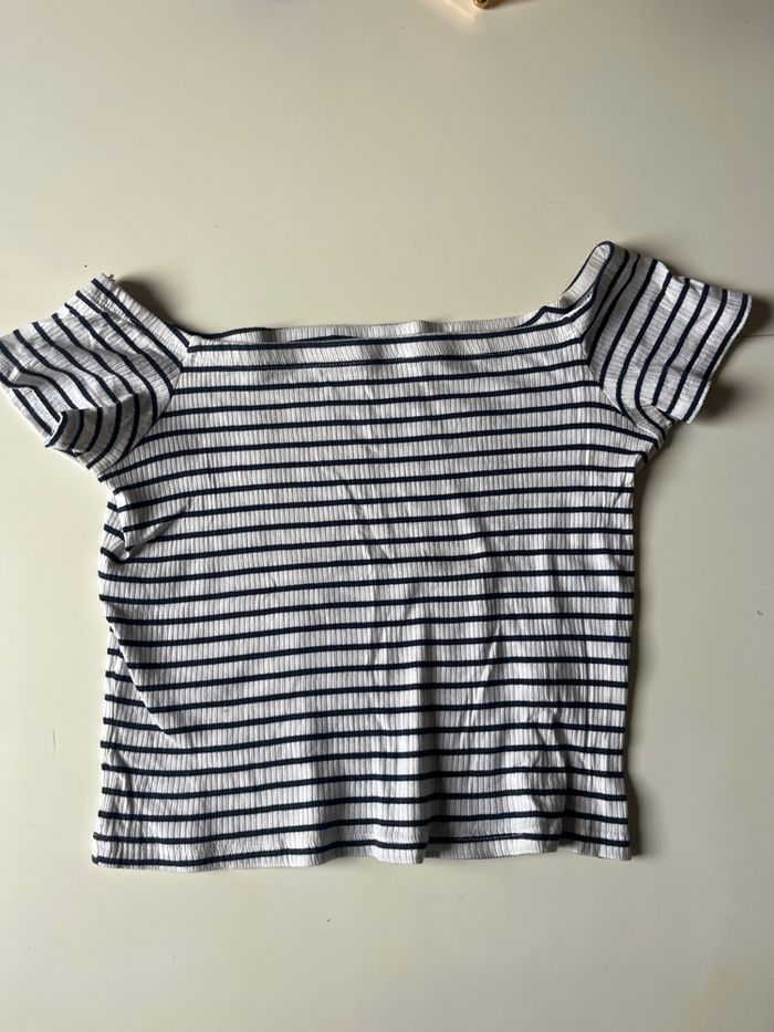 Top épaules dégarnies