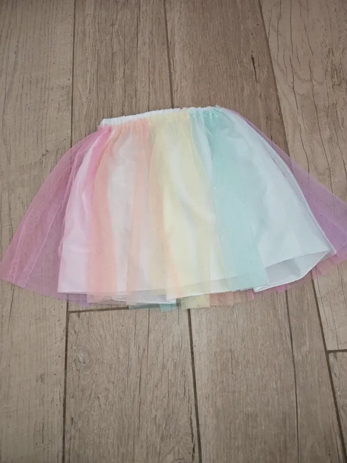 Jupe arc en ciel 3 ans - photo numéro 3