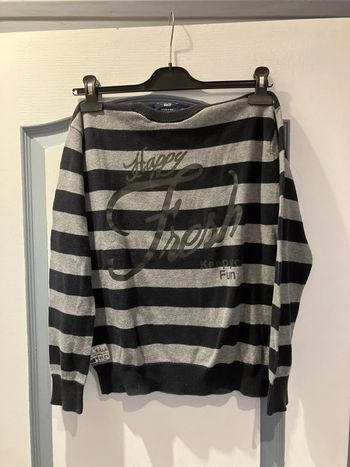 Pull en bon état