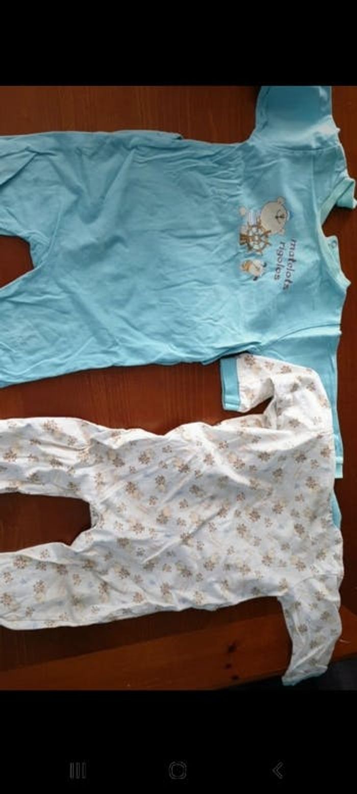 3 pyjamas 12 mois