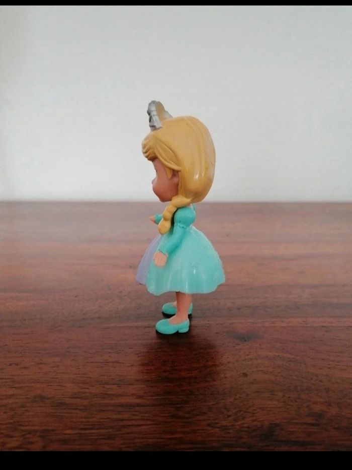 Figurine princesse Anna enfant de la Reine des Neiges - photo numéro 4