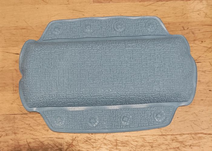 Tête en mousse baignoire