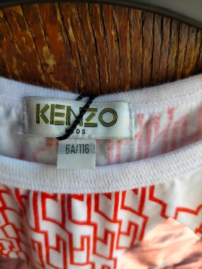 Ravissant tee shirt Kenzo neuf 6 ans - photo numéro 3