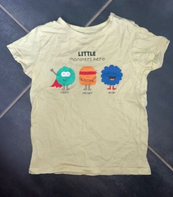 T-shirt de pyjama jaune