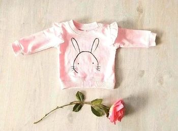 Sweat bébé fille rose taille 56 cm = 1 mois motif lapin