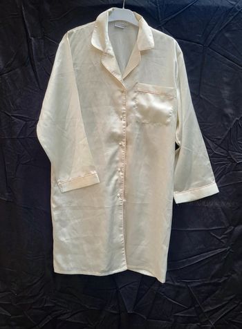 Chemise de nuit satinée