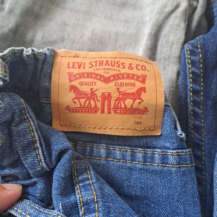Lot jean Levi's - photo numéro 8